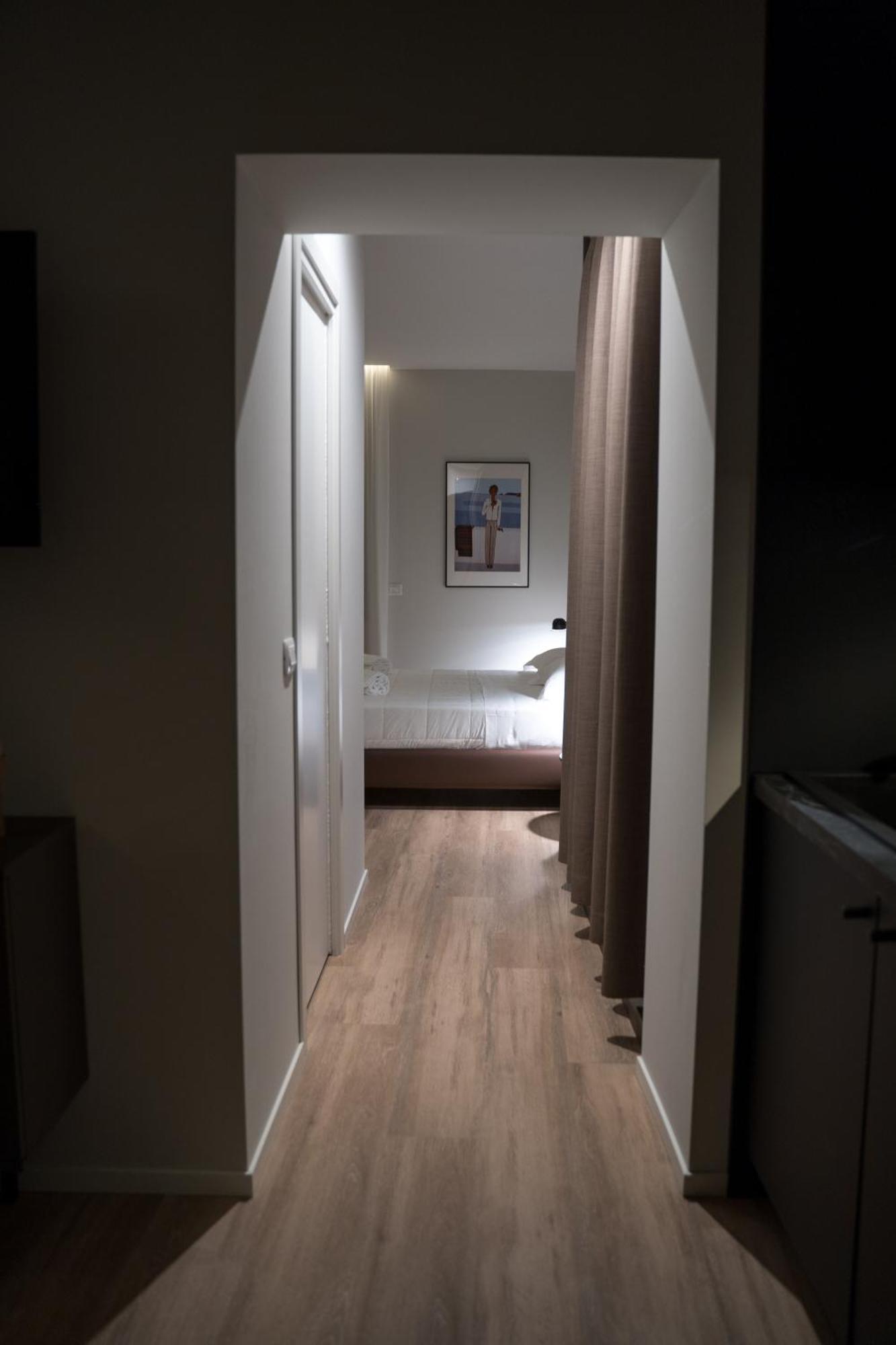 Palazzo Bellocchi - Suites & Apartments Brindisi Quarto foto